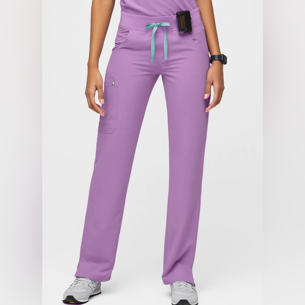 NWT Medium Petite FIGS scrub pants